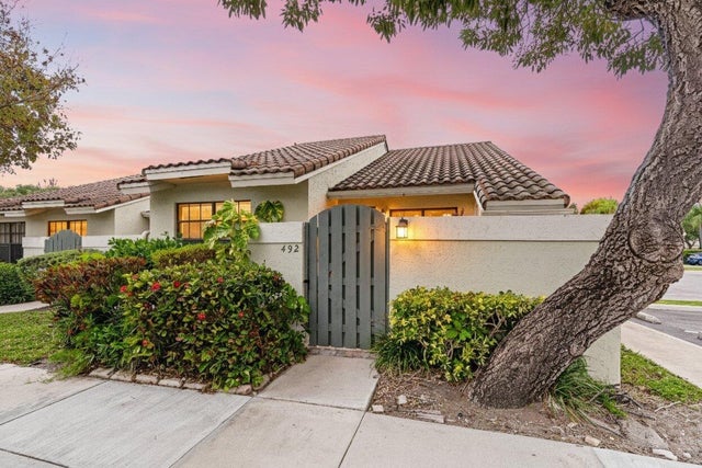 492 Hardwood Pl, Boca Raton