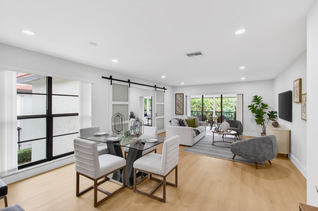 21691 Tall Palm Cir #3b, Boca Raton