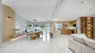 Photo of Listing #RX-11157901