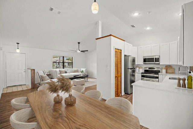 Photo of Listing #RX-11158144