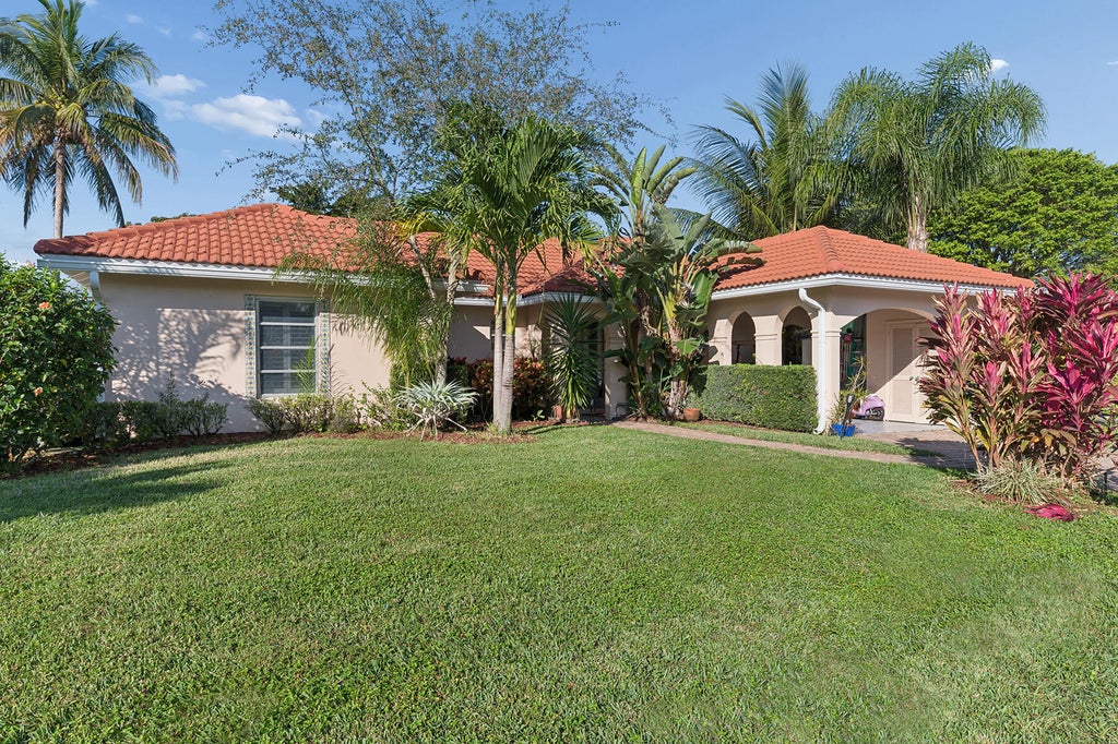 13 Fairway, Boynton Beach