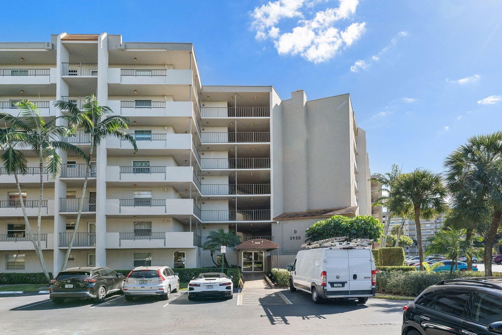 3930 Inverrary Blvd #505-d, Lauderhill
