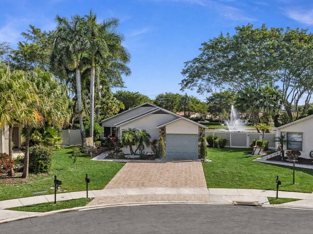 9043 Chatsworth Cascades, Boca Raton