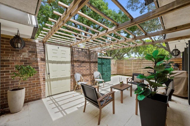 Photo of Listing #RX-11158937