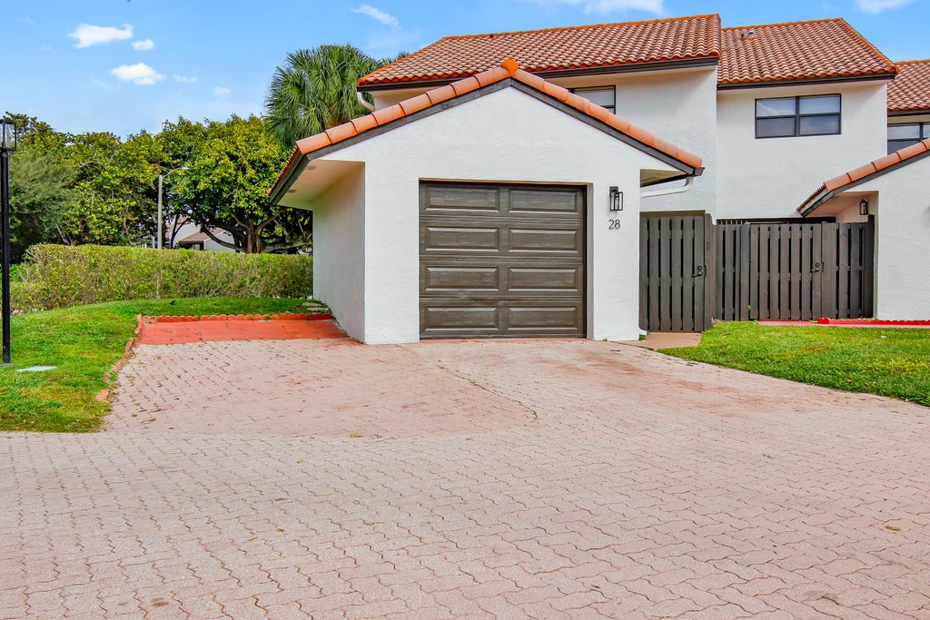 6850 Nw 2nd Avenue Nw #28, Boca Raton