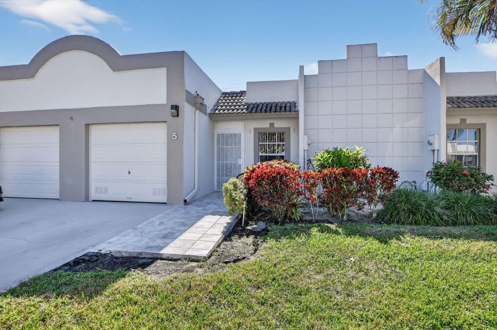 9110 Fairbanks Lane #5, Boca Raton