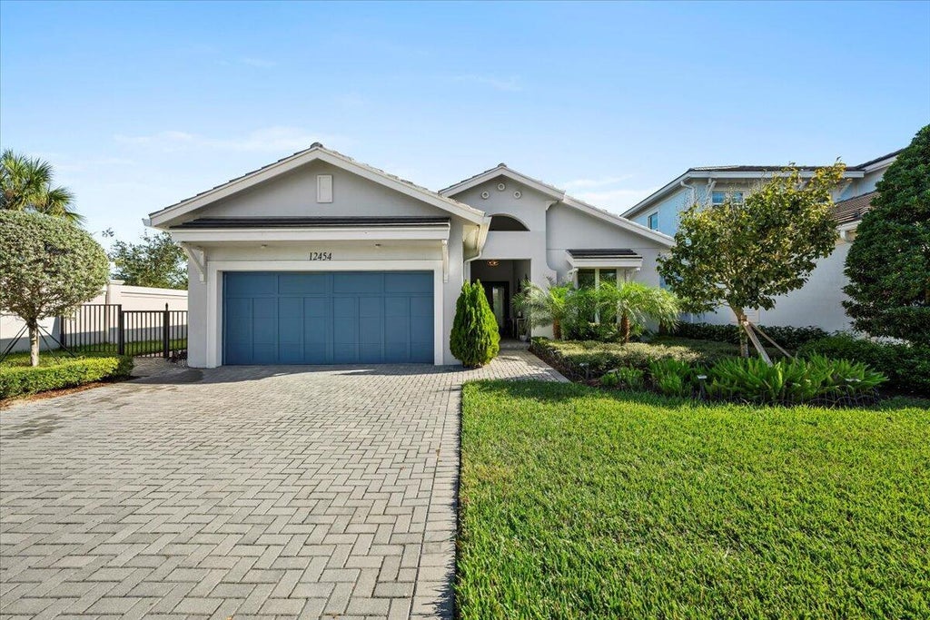 12454 Nautilus Cir, Palm Beach Gardens