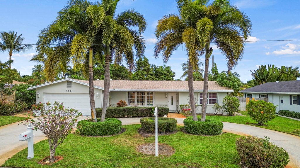 723 Sw 27th Ter, Boynton Beach