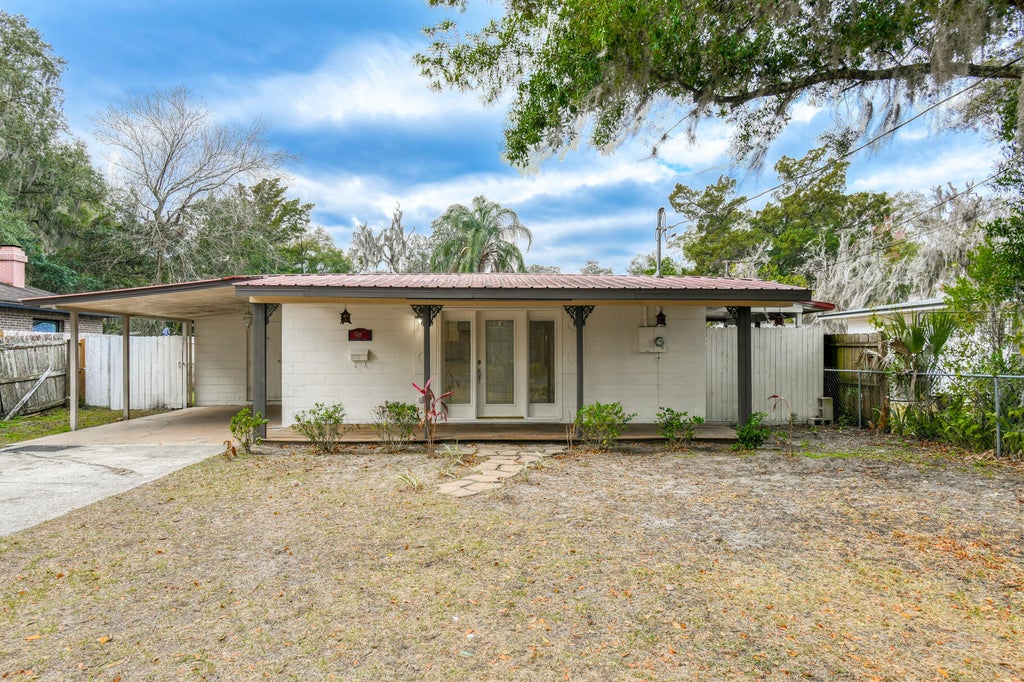 907 N Pine Av, Green Cove Springs