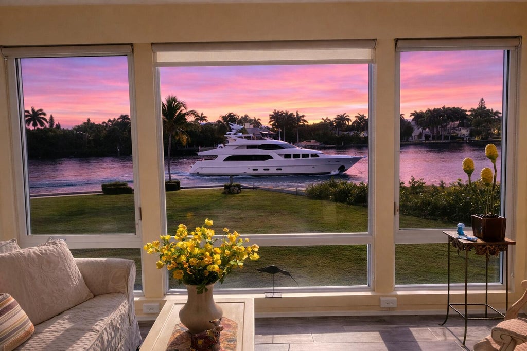 20 Colonial Club Dr #200, Boynton Beach