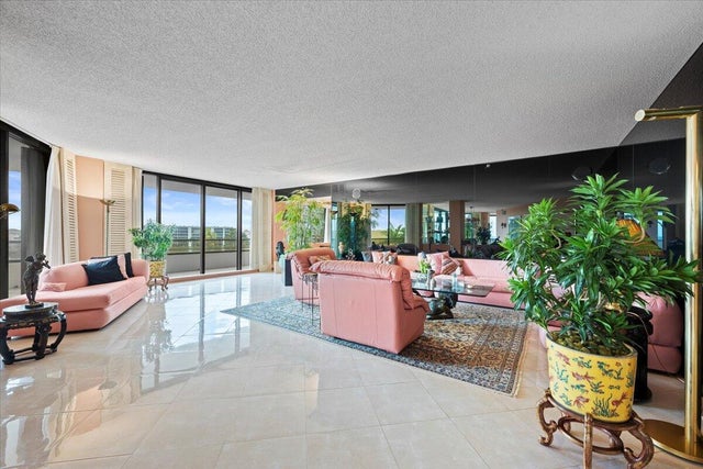 Photo of Listing #RX-11160266