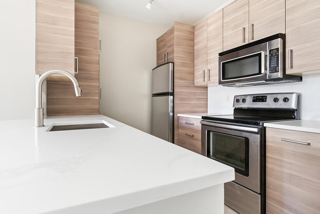 630 S Sapodilla Av #533, West Palm Beach