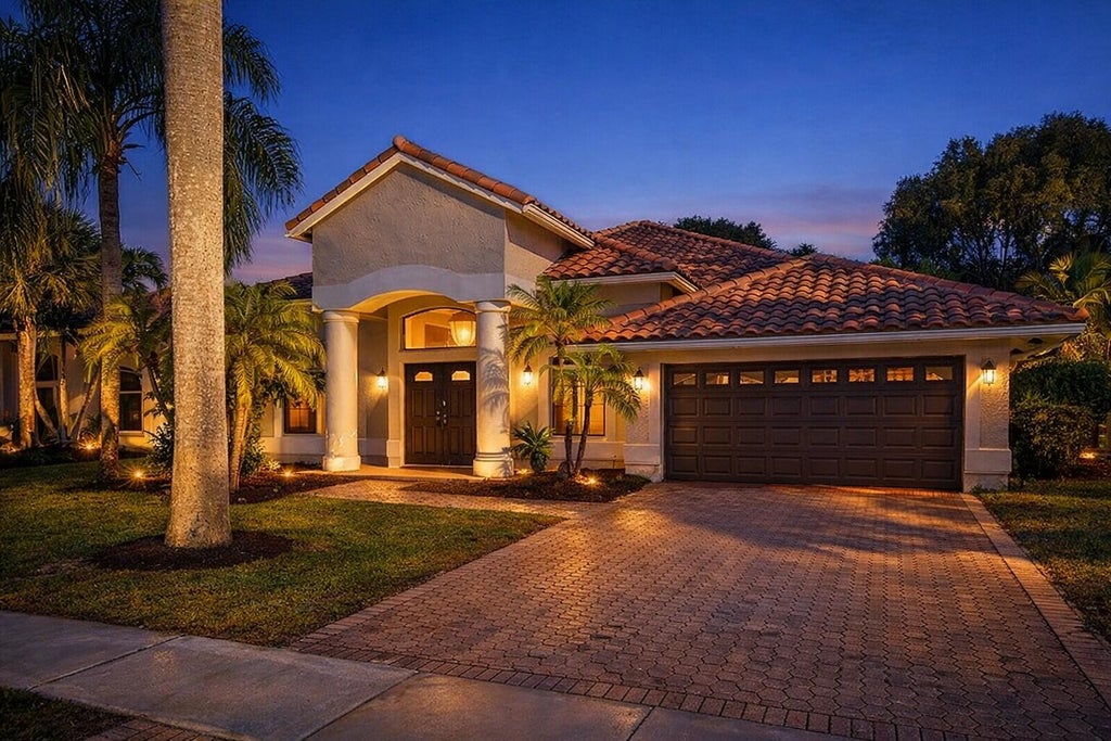 19712 Dinner Key Dr, Boca Raton