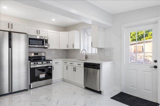 Photo of Listing #RX-11160598