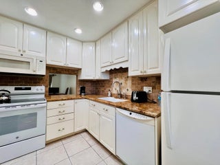 Photo of Listing #RX-11160818