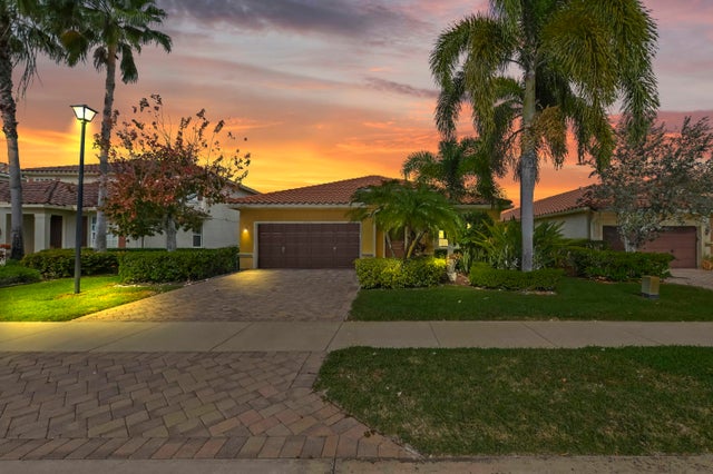 Photo of Listing #RX-11160930