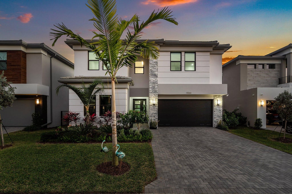 8366 Essex Country Club Dr, Boca Raton