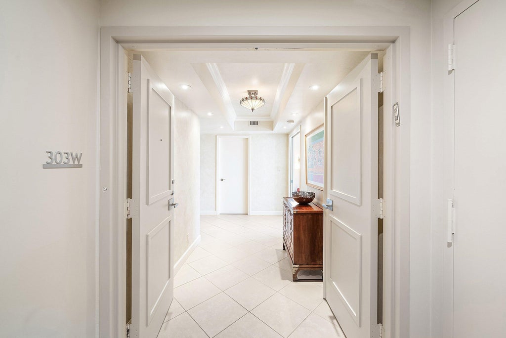 2600 S Ocean Blvd #303w, Palm Beach