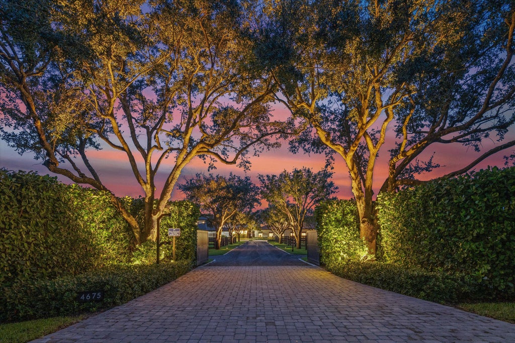 4675 Stables Way, Wellington