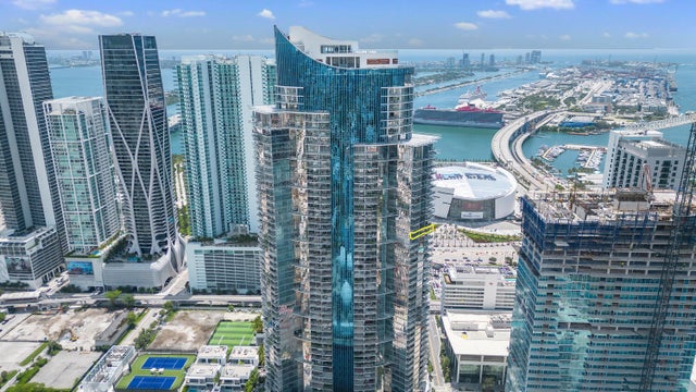 851 Ne 1st Avenue #3512, Miami