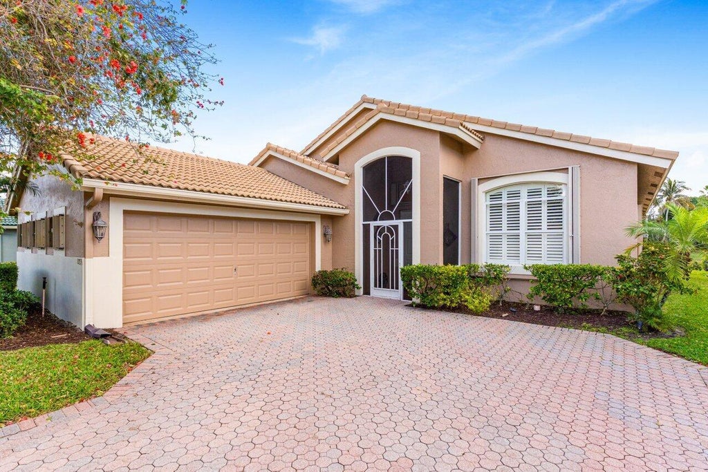 8899 Via Tuscany Dr, Boynton Beach