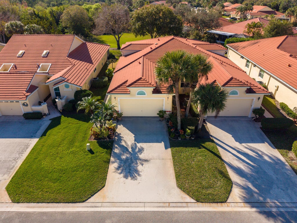 3752 Sw Whispering Sound Dr, Palm City