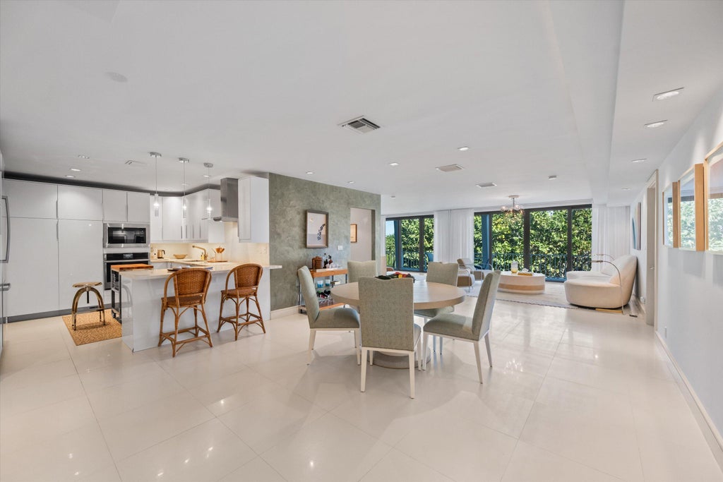 2275 S Ocean Blvd #307n & C10n, Palm Beach