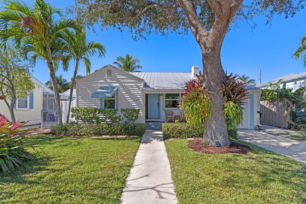 1517 N Palmway, Lake Worth Beach