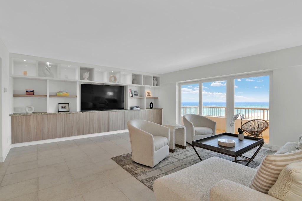 600 S Ocean Blvd #802, Boca Raton