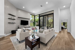 Photo of Listing #RX-11161657