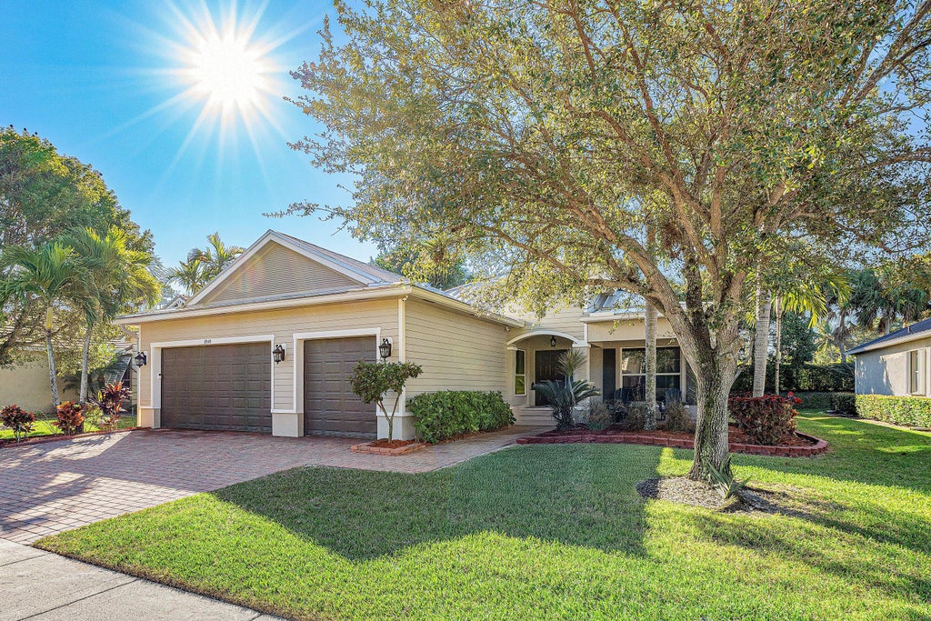 8948 New Hope Ct, West Palm Beach