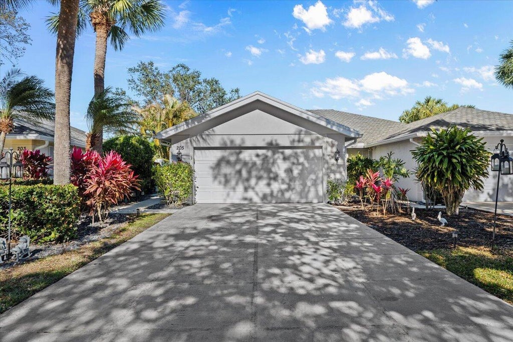 205 Brier Cir, Jupiter