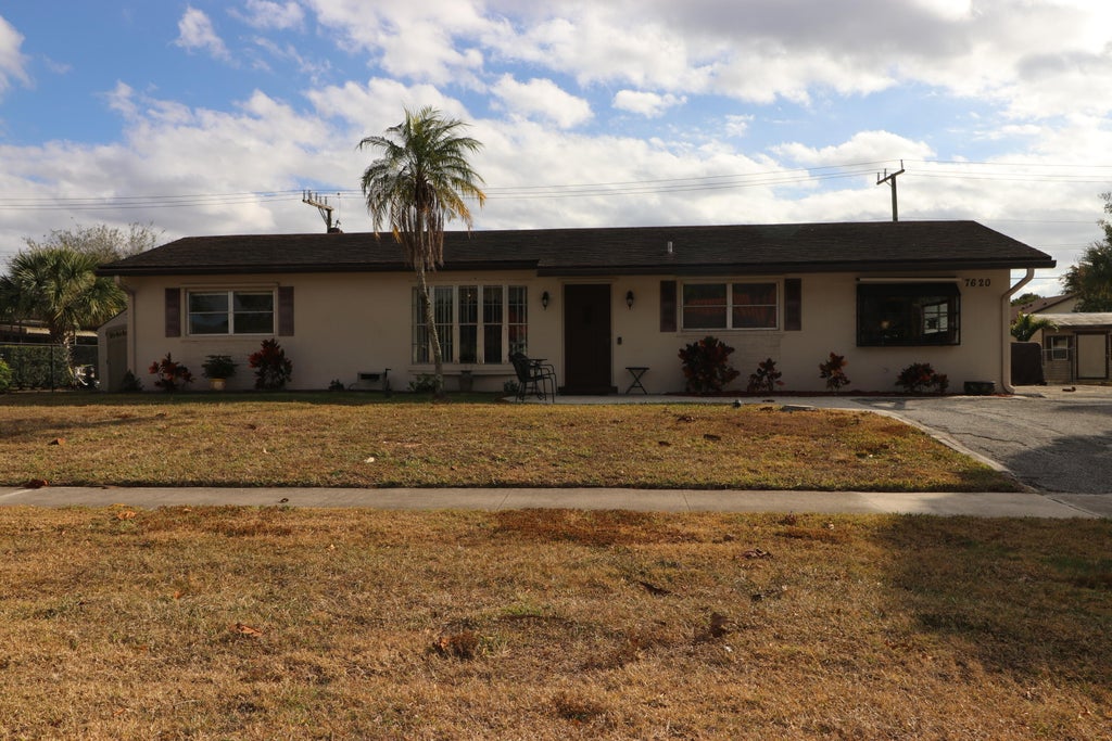 7620 Saint Andrews Rd, Lake Worth