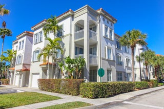 Photo of Listing #RX-11161985