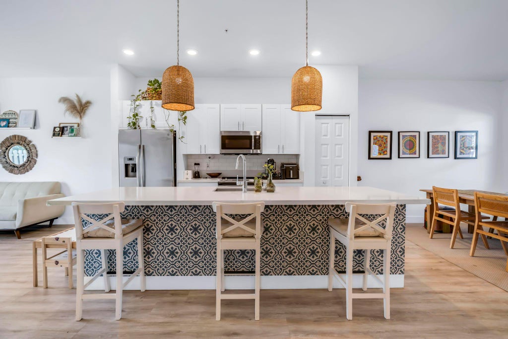 8015 Nw 104th Av #6, Doral