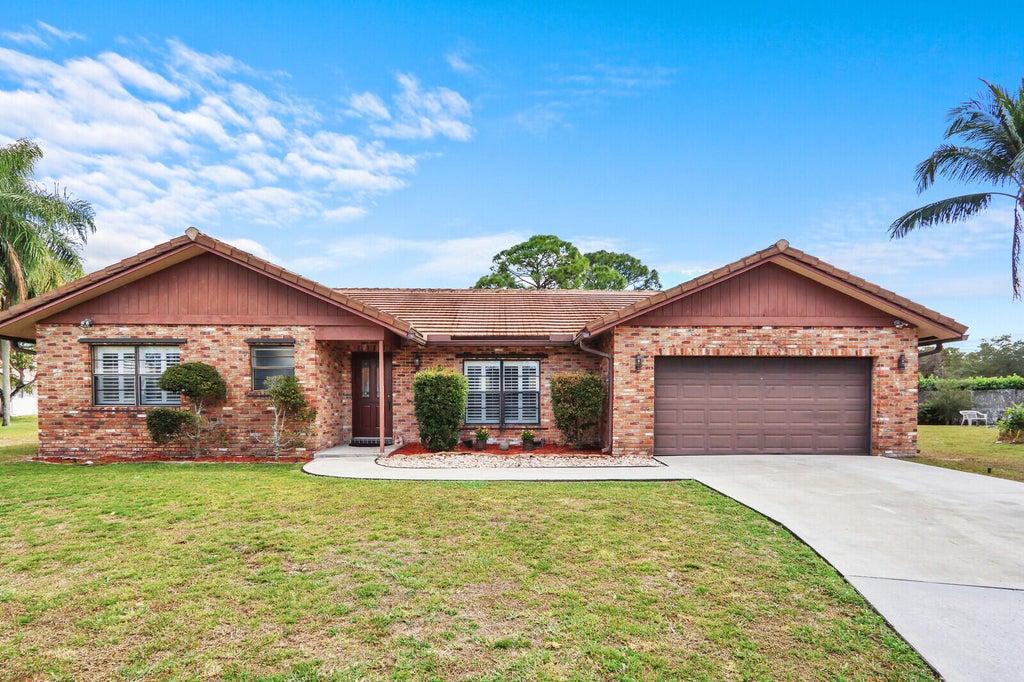 21946 White Pine Ter, Boca Raton