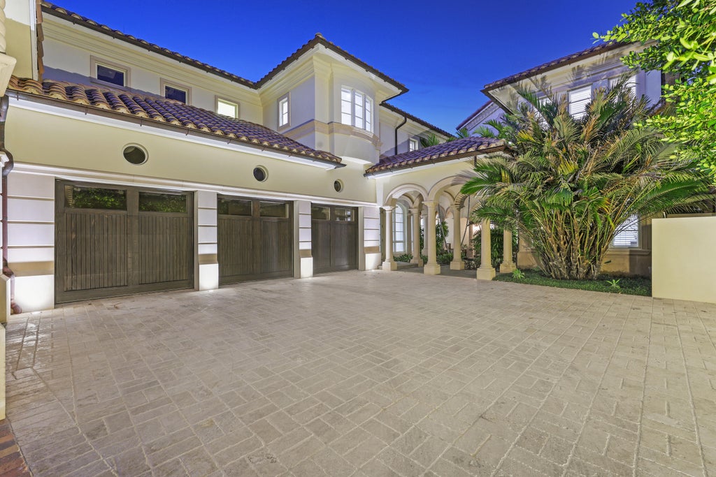 361 Mizner Lake Estates Dr, Boca Raton
