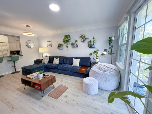 Photo of Listing #RX-11162862