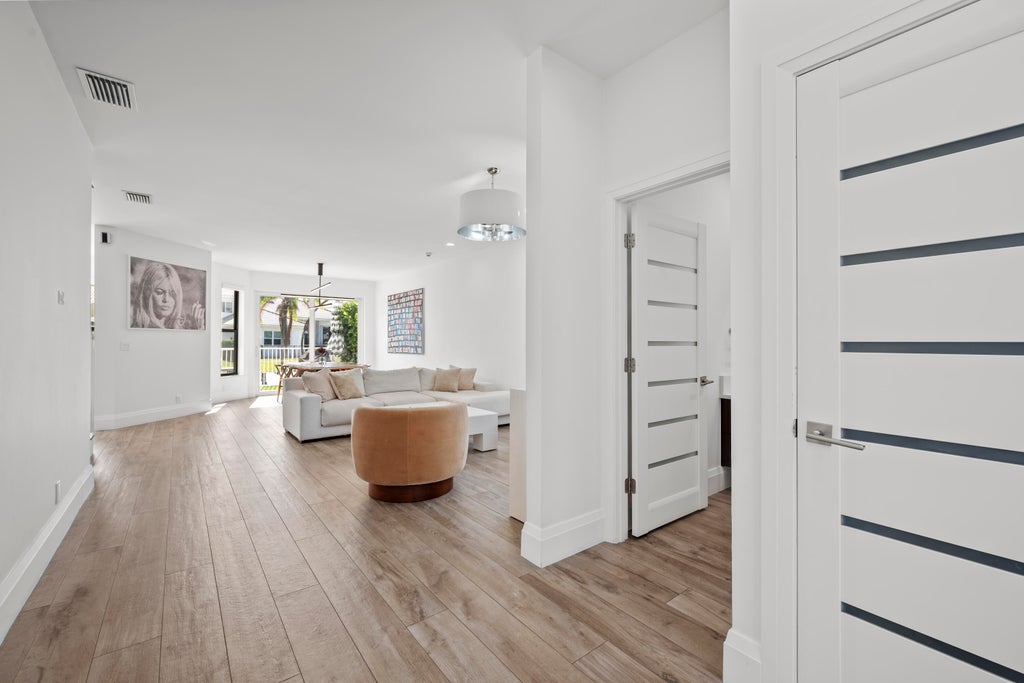 4070 Nw 58th Lane, Boca Raton