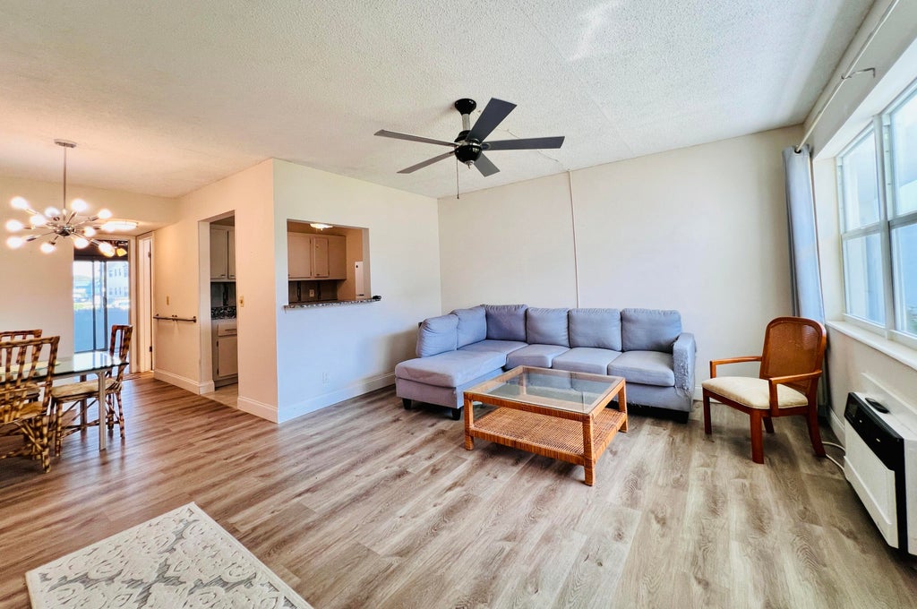 271 Camden L, West Palm Beach