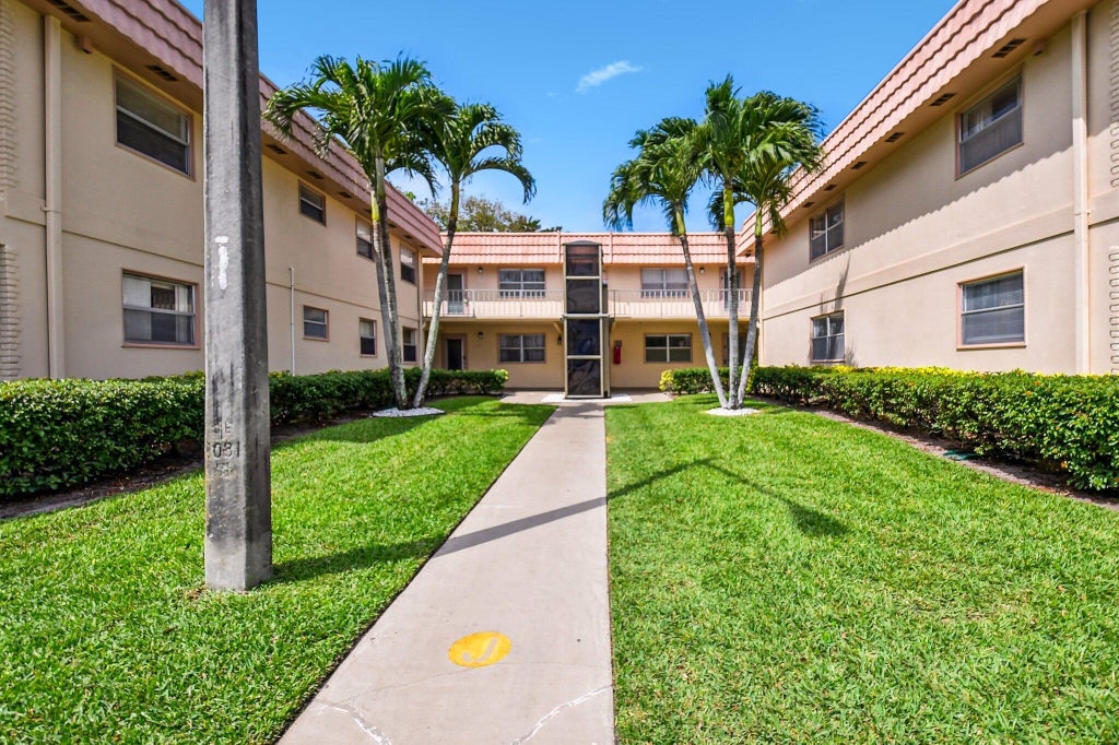 447 Saxony J Way #447-j, Delray Beach