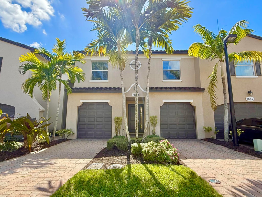 4630 Mediterranean Cir, Palm Beach Gardens
