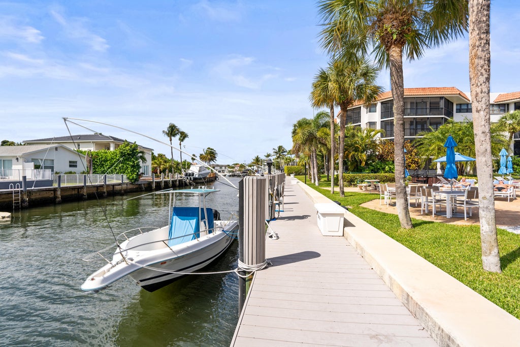 800 Jeffery St #208, Boca Raton