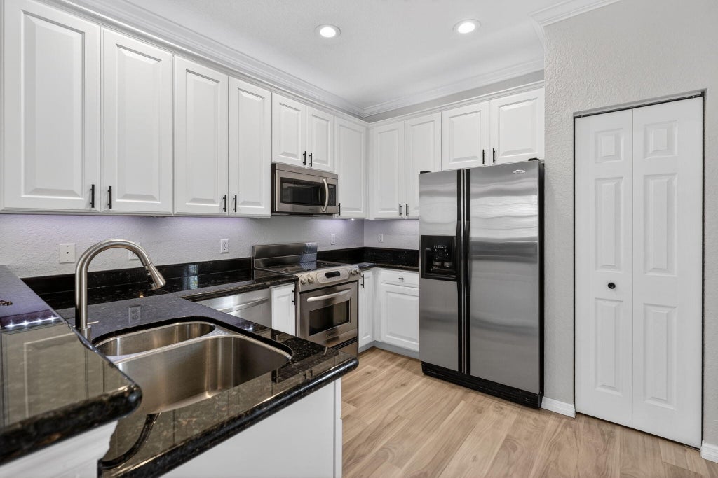 273 E Bay Cedar Cir, Jupiter