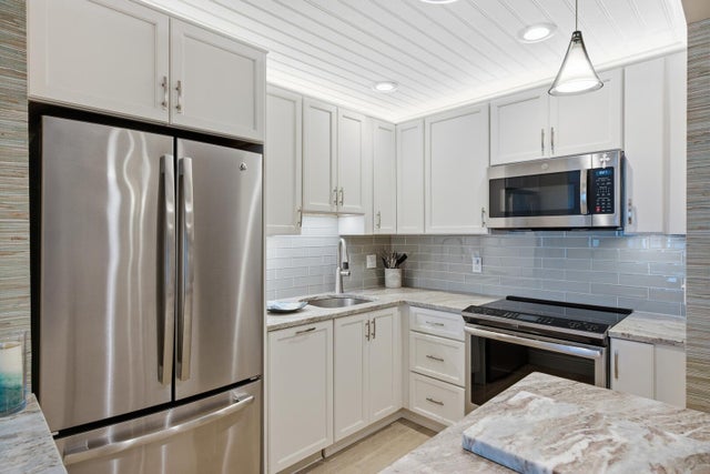 Photo of Listing #RX-11165117