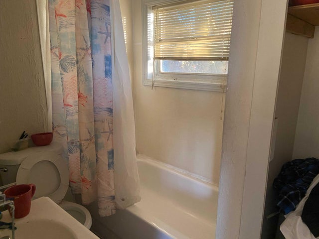 5 of 21 - 918 N 10th St, Fort Pierce, FL