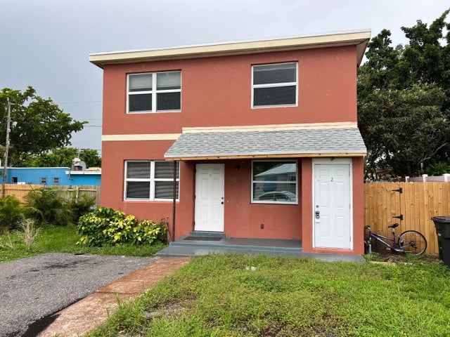 1 of 12 - 1010 Adams St, West Palm Beach, FL