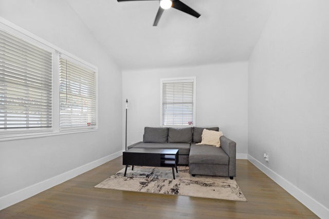 4 of 30 - 2140 Monroe Terrace, Hollywood, FL