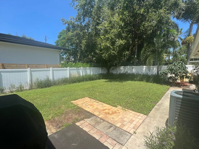 5 of 34 - 2081 Joy Rene Lane, North Palm Beach, FL