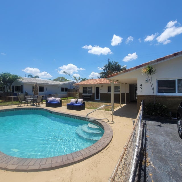 1 of 25 - 451 Se 1st Av #a-b, Pompano Beach, FL